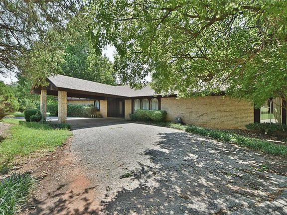 4th image of 2136 W Rose Oak Dr