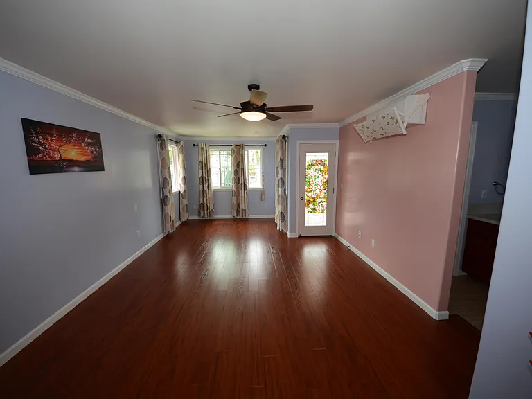 1517 Palolo Ave — Photo 4