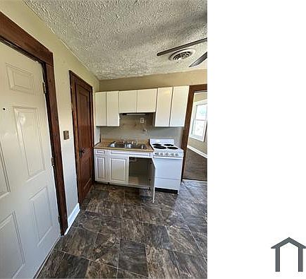 4th image of 2940 Pitt St APT 3