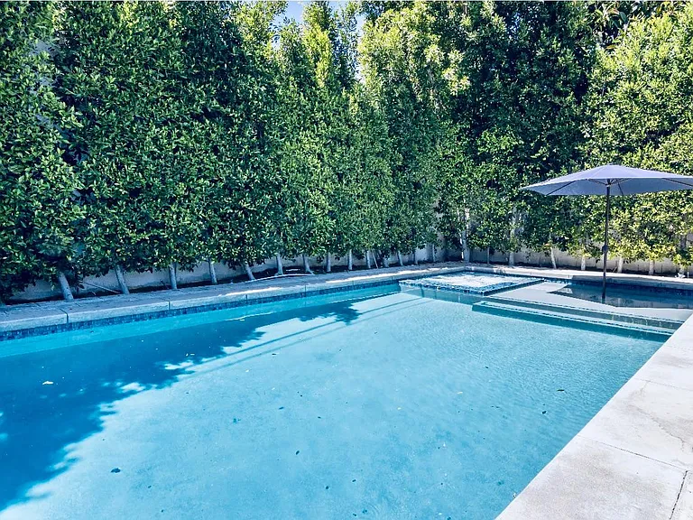 5657 Wilkinson Ave — Photo 13