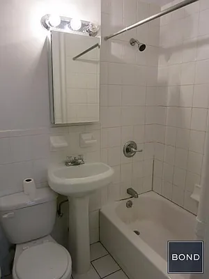 Rented by Bond New York | media 17