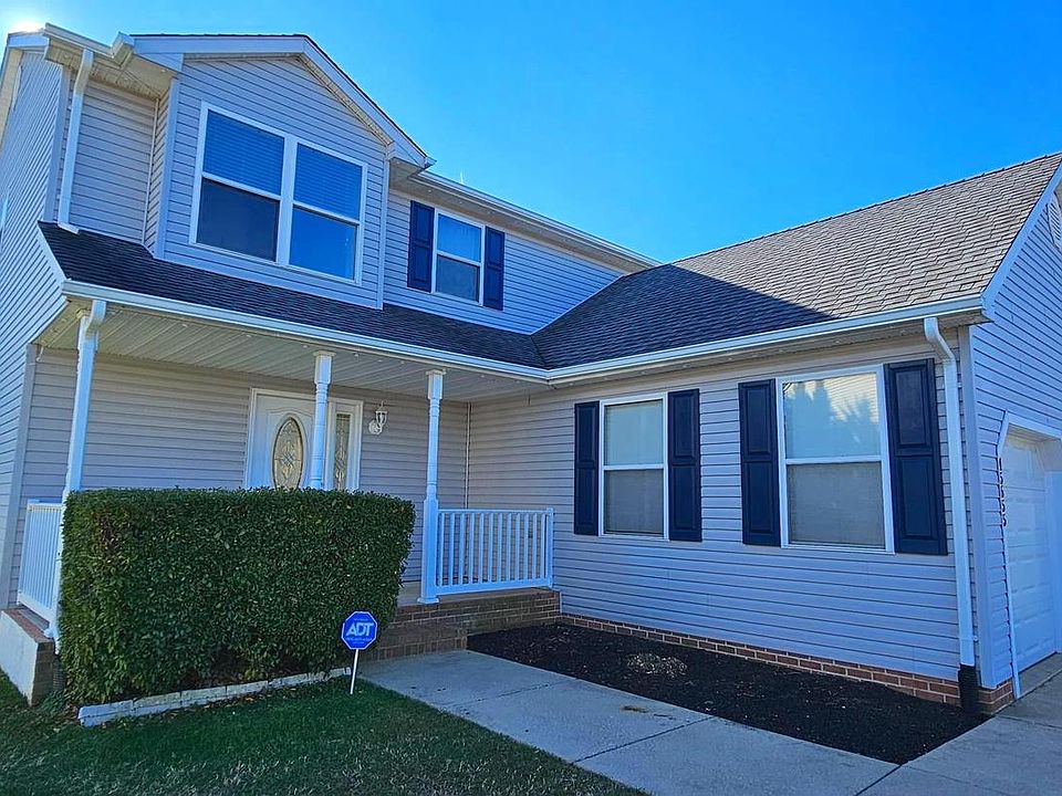 1st image of 45655 Centerview Ln