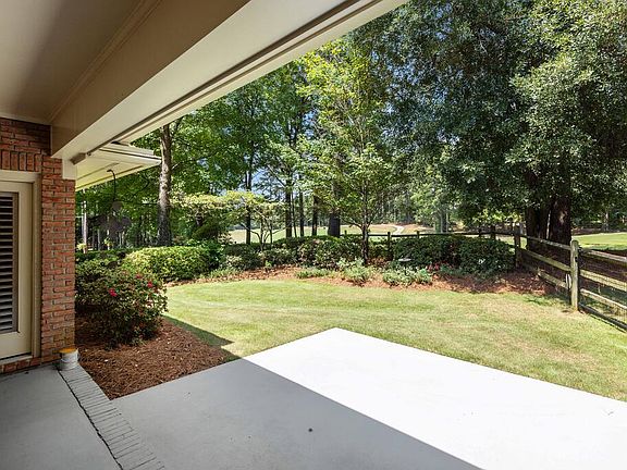 5th image of 4886 Turnberry Ln