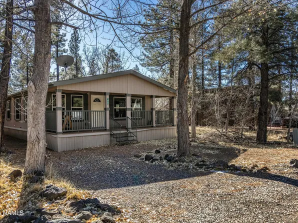 1085 E Coyote Rd, Munds Park, AZ 86017
