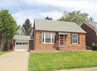 5683 Wellington Rd, Lyndhurst, OH 44124