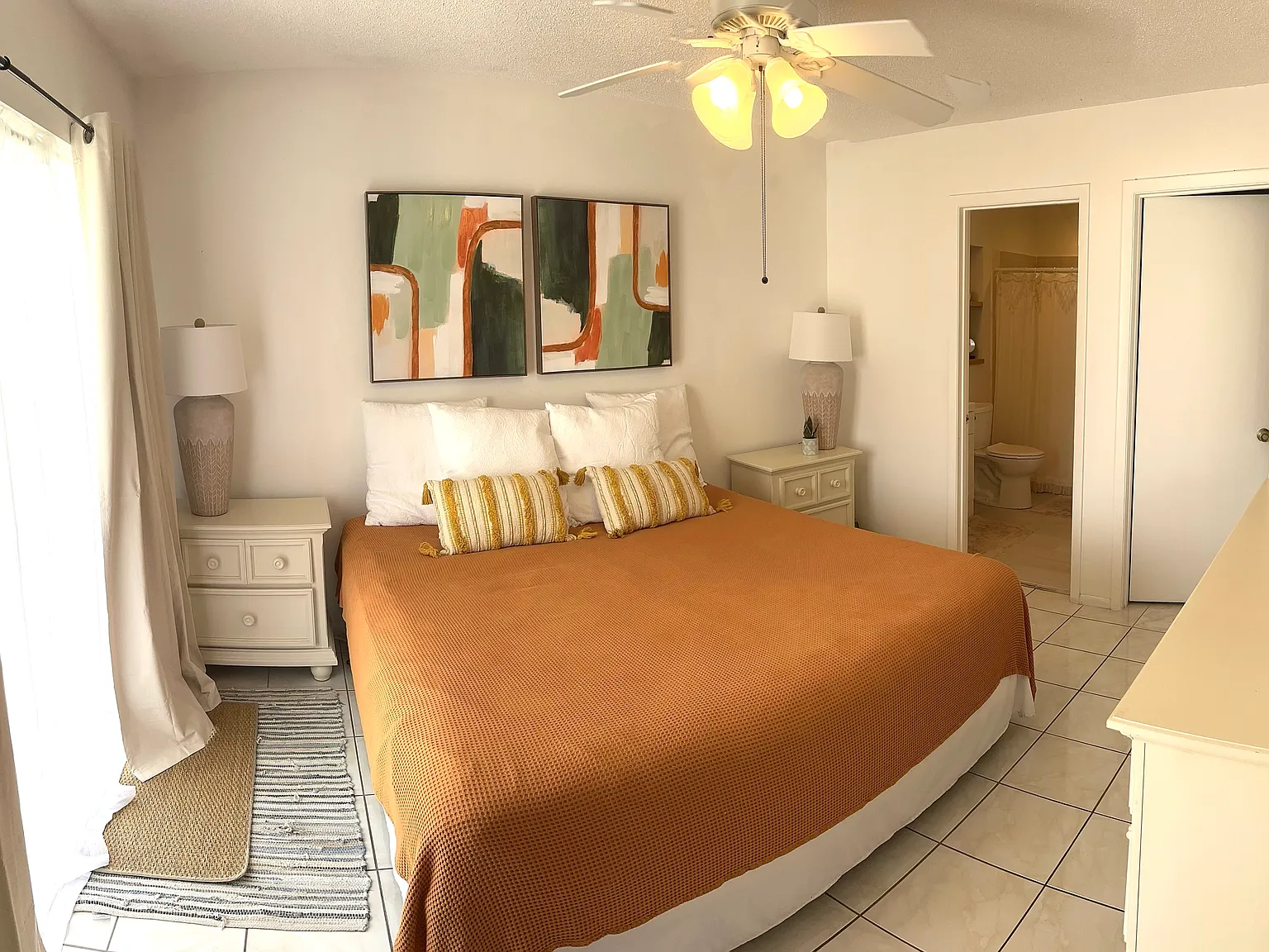 2 bed, 2800 sqft, $4,500 — Photo 2