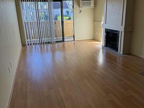 4th image of 9889 Caminito Marlock APT 8