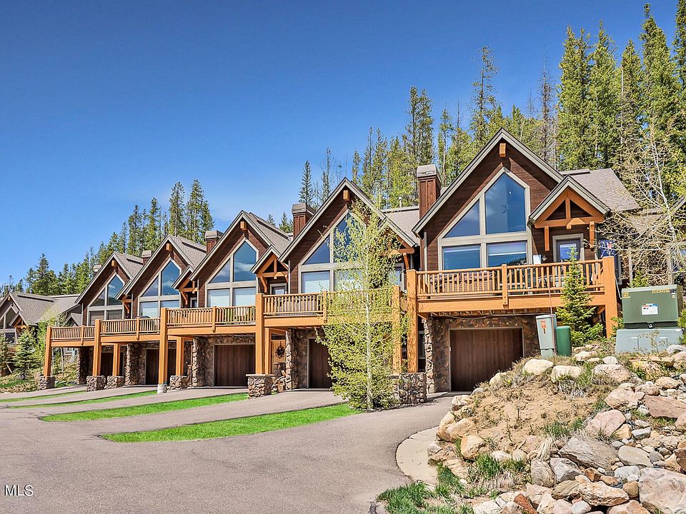 1st image of 302 Antler Way