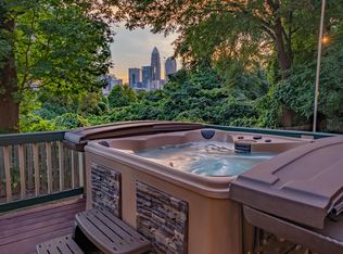 637 Cross Trail Dr, Charlotte, NC 28204
