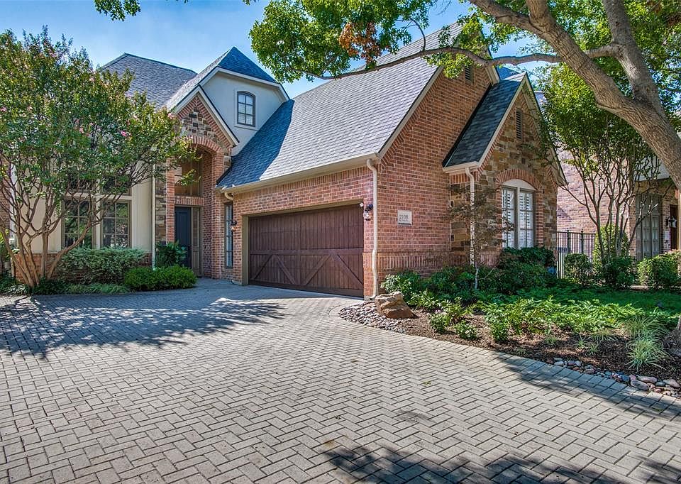 2nd image of 2108 Sutton Pl