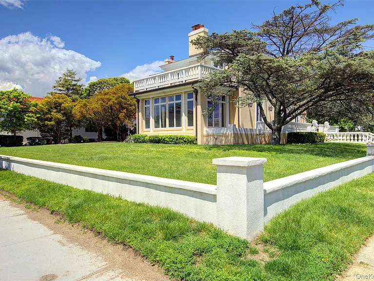 159 Magnolia Blvd — Photo 8