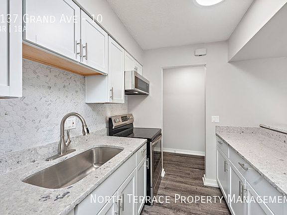 3rd image of 3137 Grand Ave #10