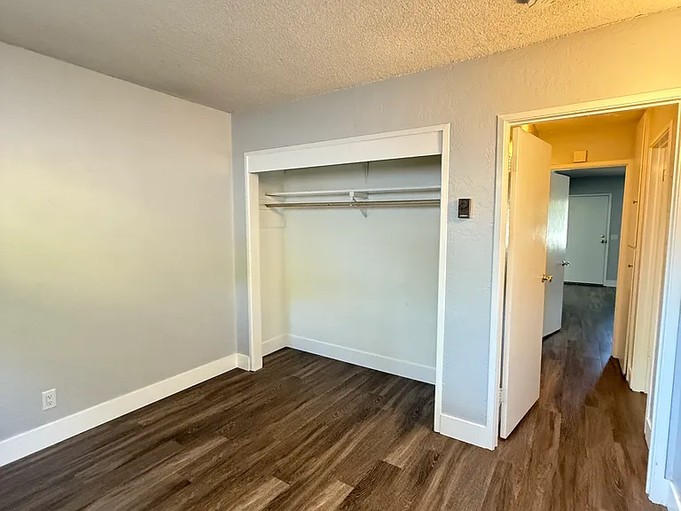1145 Leff St #8 — Photo 15