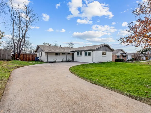 749 Willow St, Hurst, TX 76053