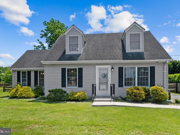 2031 Pleasant Villa Ave, Baltimore, MD 21228