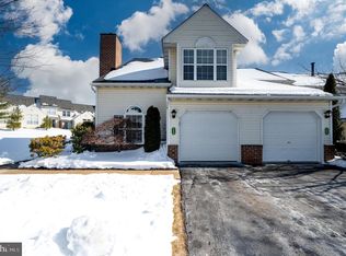 124 Hickory Ln, Wyomissing, PA 19610