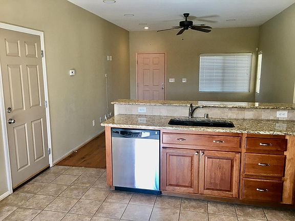 5th image of 11060 Abbeyfield Rose Dr