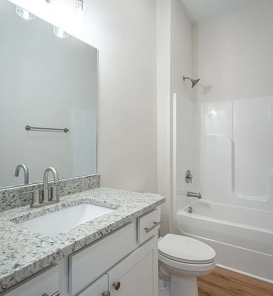 2239 E 19th St #MAIN — Photo 21
