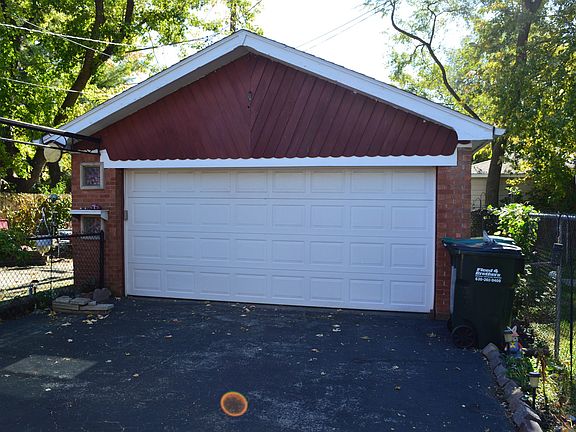 4th image of 2953 W 101st Pl