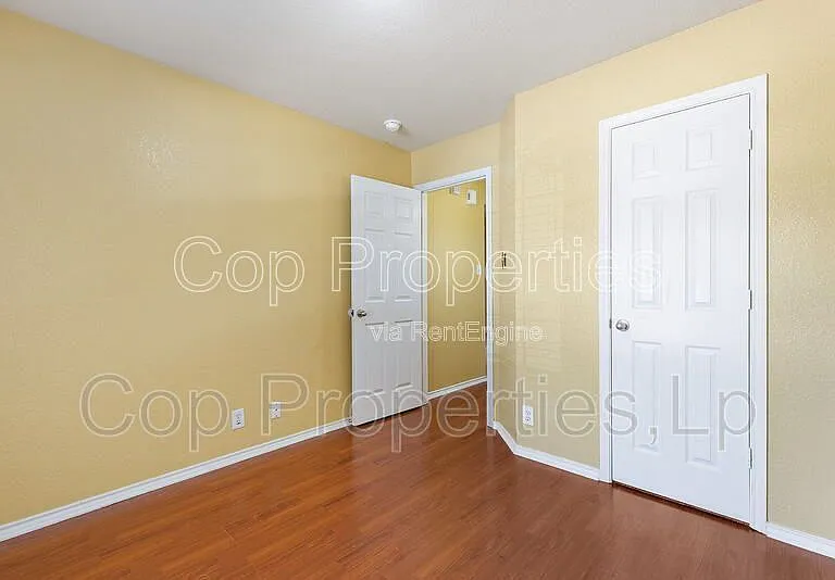 9179 Everton — Photo 20