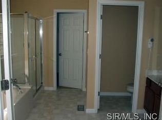 2270 Birmingham Dr, Shiloh, IL