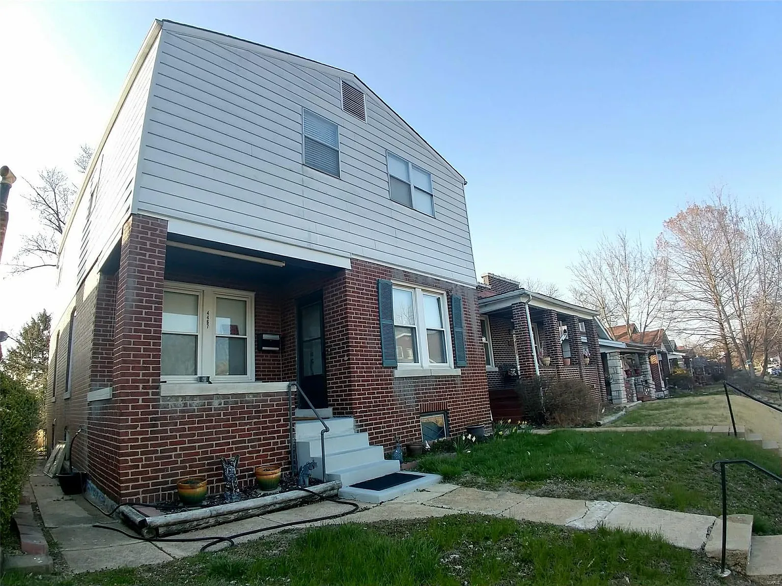 4467 Grace Ave photo 1