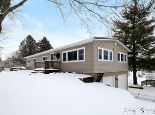 205 Mill St, Lakeview, MI 48850