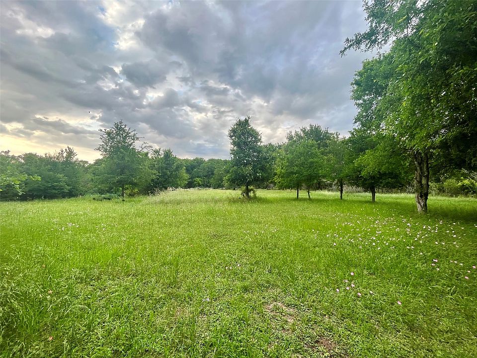 1st image of 198 Riverside Dr