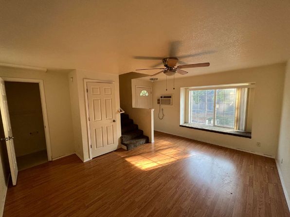 700 NE Johnson St #7