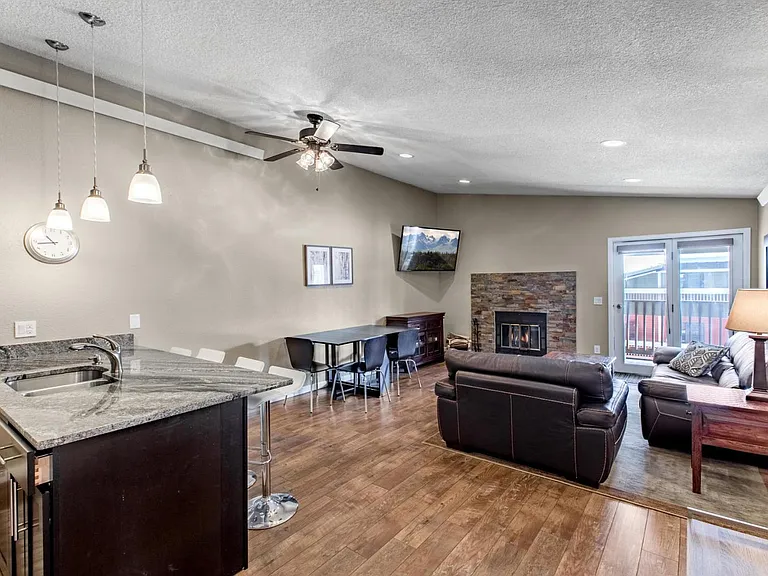 490 Kings Crossing Rd #132 — Photo 1