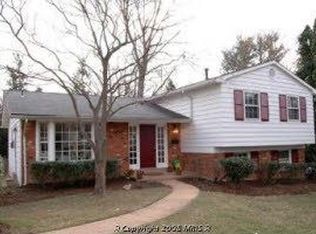 4905 Chanticleer Ave, Annandale, VA 22003