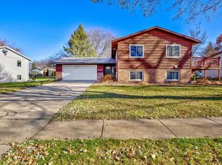 1208 2nd St NW, Waseca, MN 56093