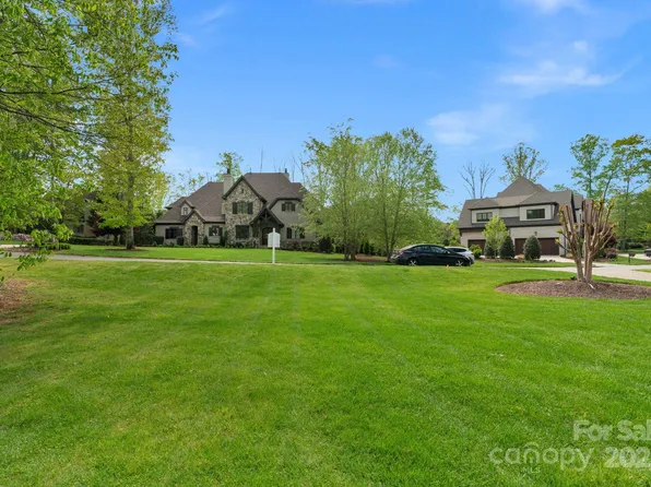 8100 Skye Knoll Dr #144, Waxhaw, NC 28173