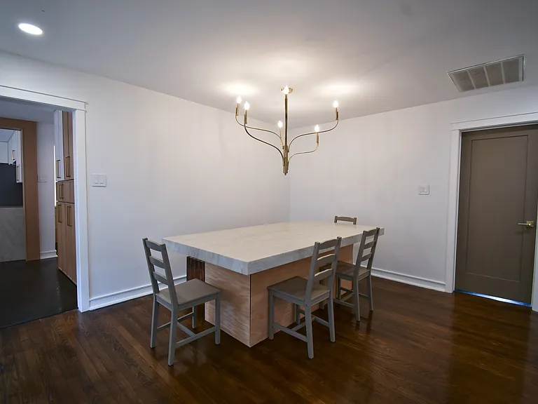 1403 Munger St #A — Photo 10