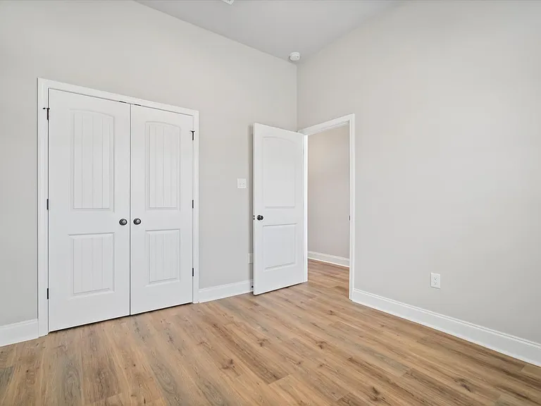 950 Gibson Ct — Photo 7