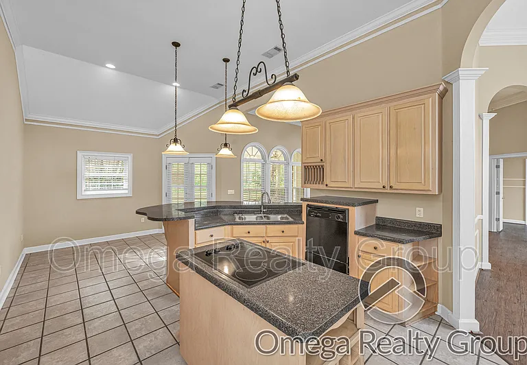 11301 Athena Dr — Photo 13