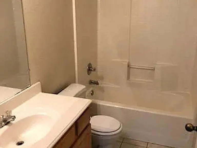 516 Tenison Ln — Photo 12