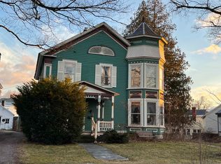 39 Park St, Brandon, VT 05733