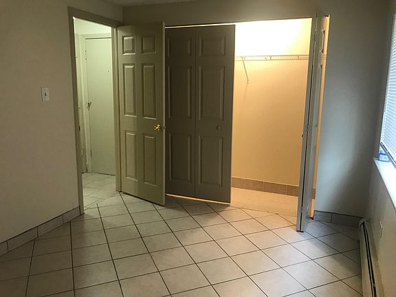 2nd image of 10090 Holly Ln
