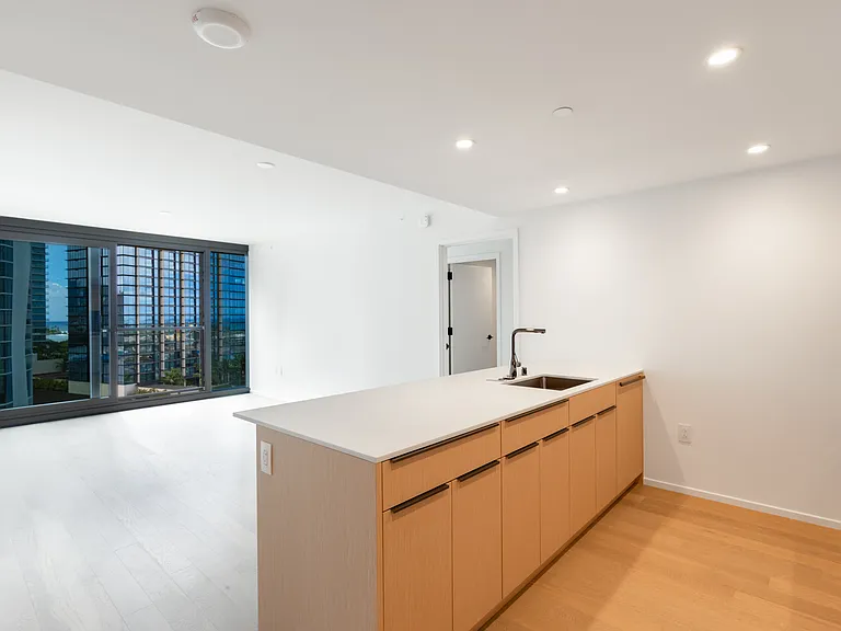 333 Ward Ave #1204 — Photo 3