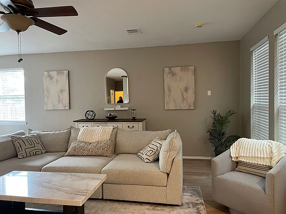 3rd image of 6420 Lasalle Ln
