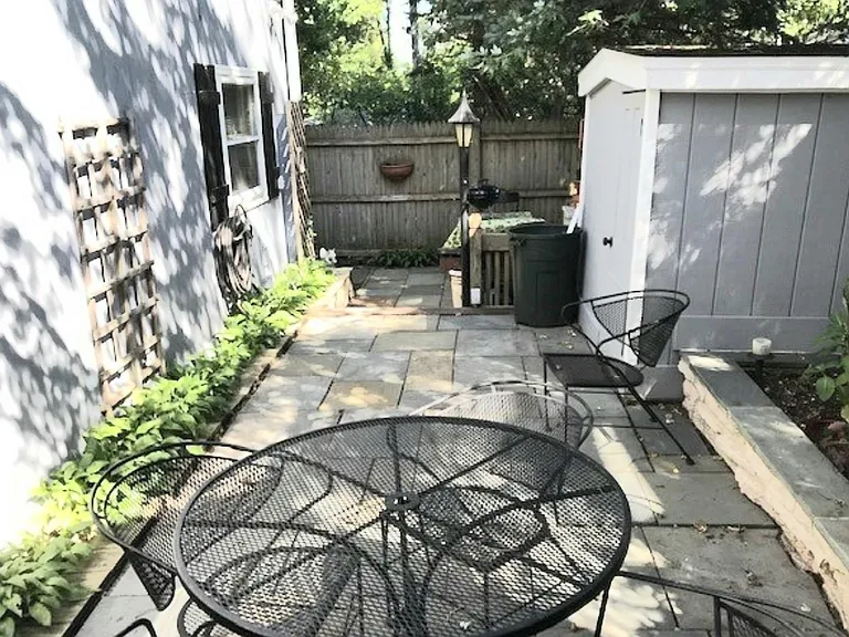 573 Ryan Pl — Photo 11