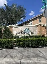 3 bed, 3.0 bath, 1187 sqft, $1,800 — Photo 1