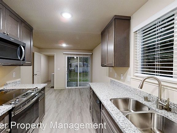 4th image of 1510 151st Street Ct S