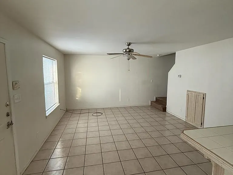 729 Sonesta Dr #B — Photo 12