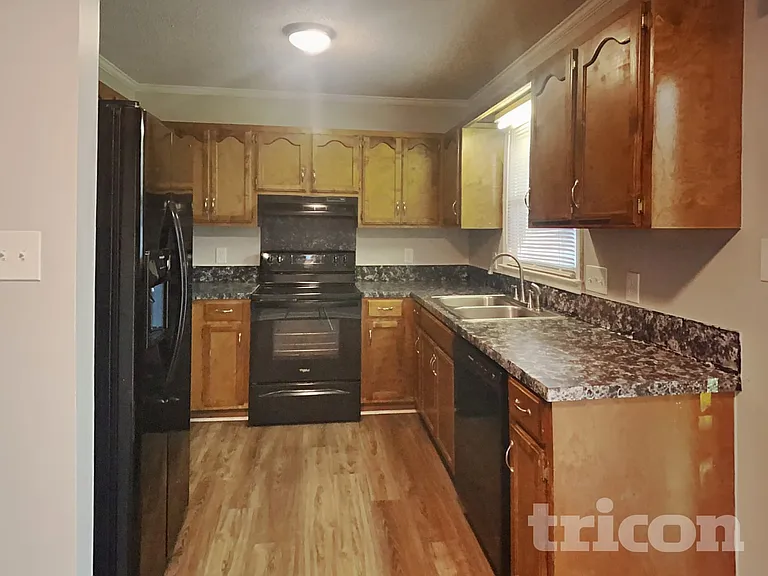 8820 Kishorn Ct — Photo 6