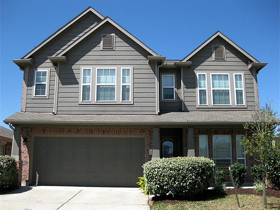 1st image of 13615 Bonnabel Ln