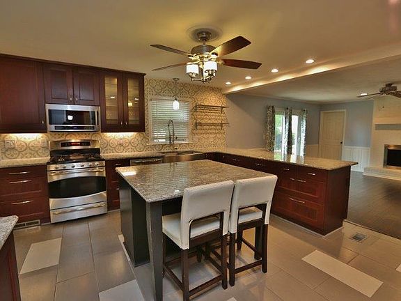 5th image of 1812 Claiborne Pl