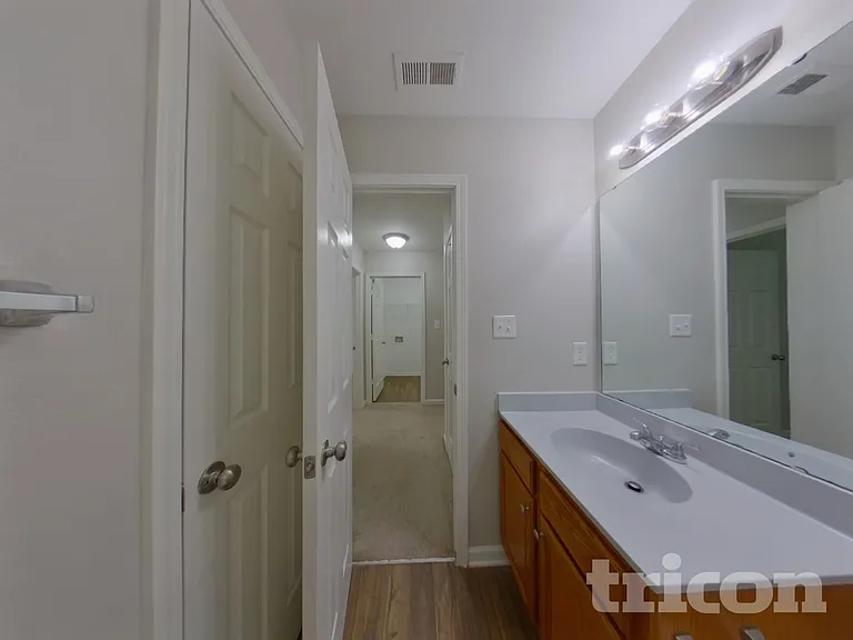 3033 Salmon River Dr — Photo 14