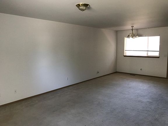 5th image of 1201 NW Elwha St #2
